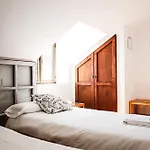 Inn Latas Surf Loredo