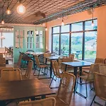 Inn Latas Surf Loredo