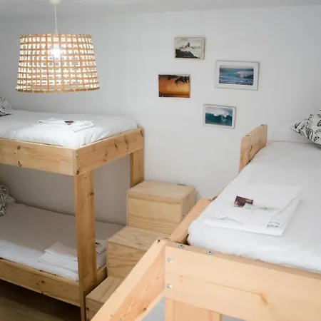 Herberg Latas Surf Loredo