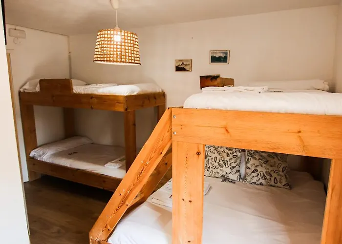 Latas Surf Värdshus