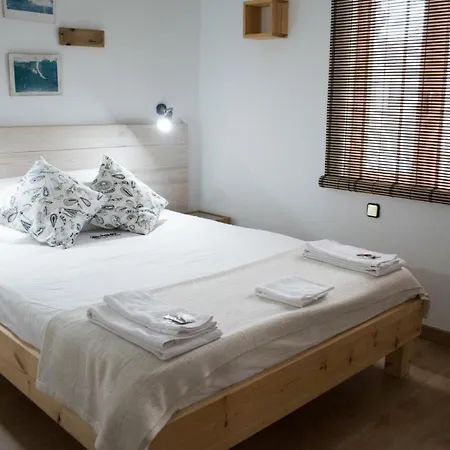 Latas Surf Inn 3*
