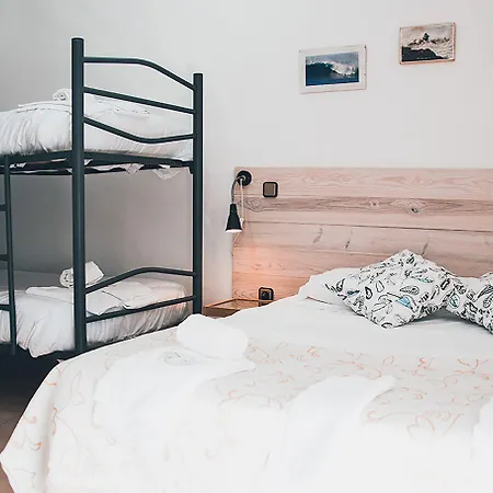 אורחן Latas Surf 3*