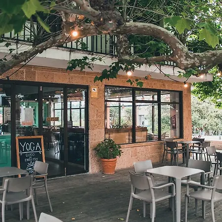 Latas Surf Inn Loredo